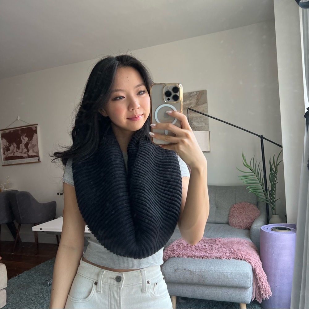 BCBG scarf